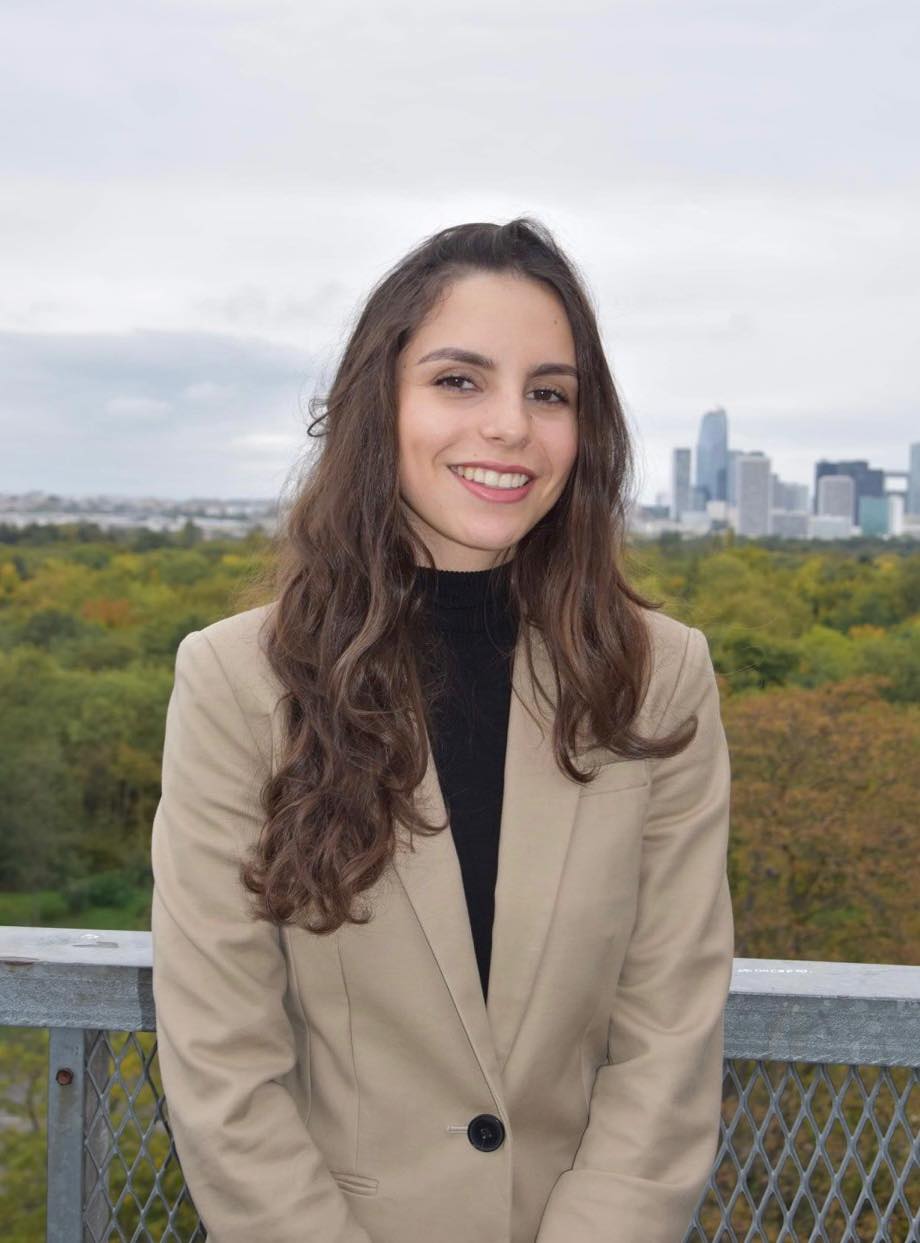 Portrait de Maître Arielle Maman, avocate au Barreau de Paris